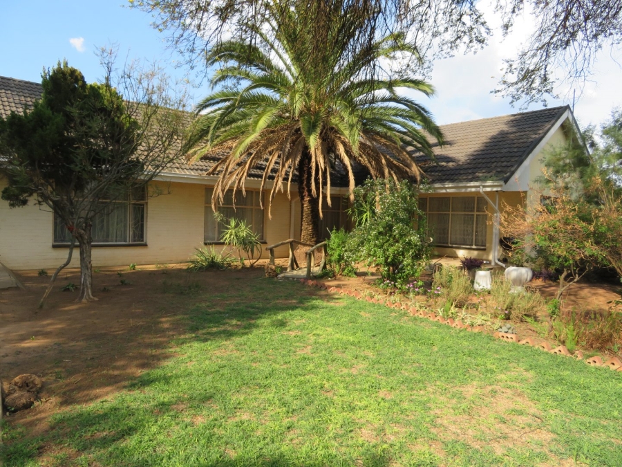 4 Bedroom Property for Sale in Delareyville North West